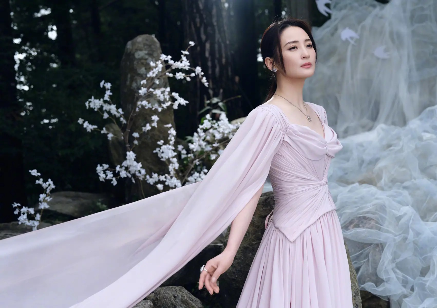 “美股七姐妹”估值泡沫远未见顶