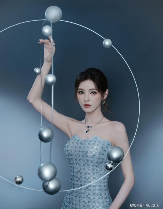 张雪机车回复余华：“管他草不草台，先搭起班子，把草台变领奖台”