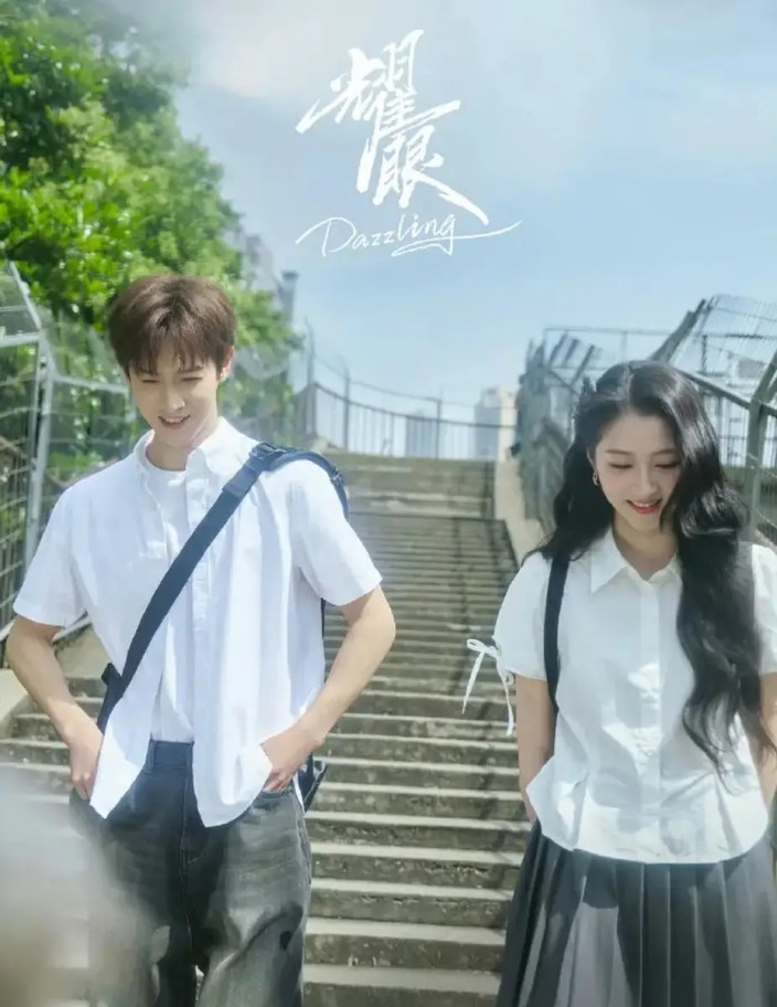 汪小菲儿子百日宴，大S两个孩子也被邀请参加，张兰盛装出席